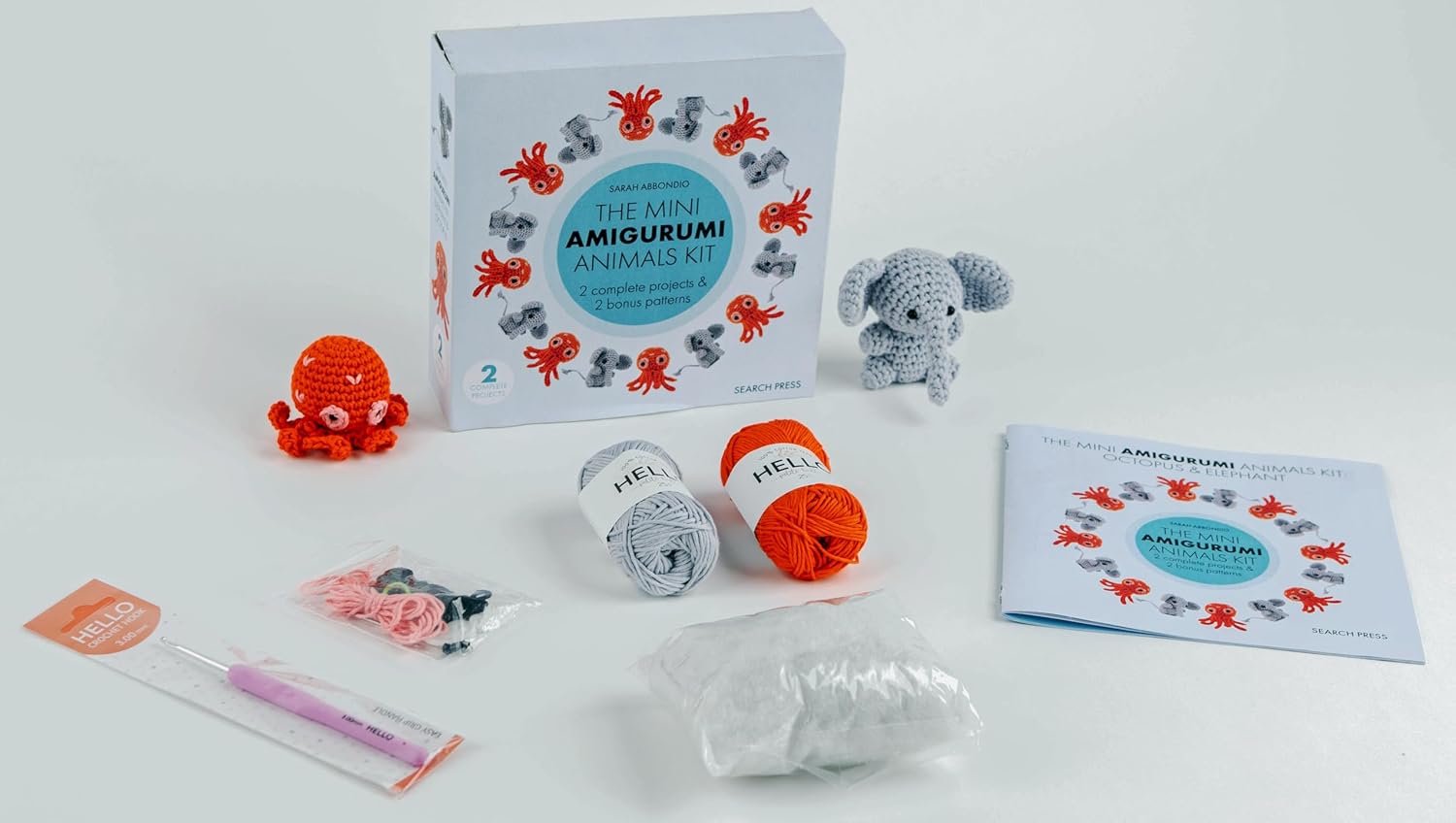 The Mini Amigurumi Animals Kit: 2 complete projects & 2 bonus patterns