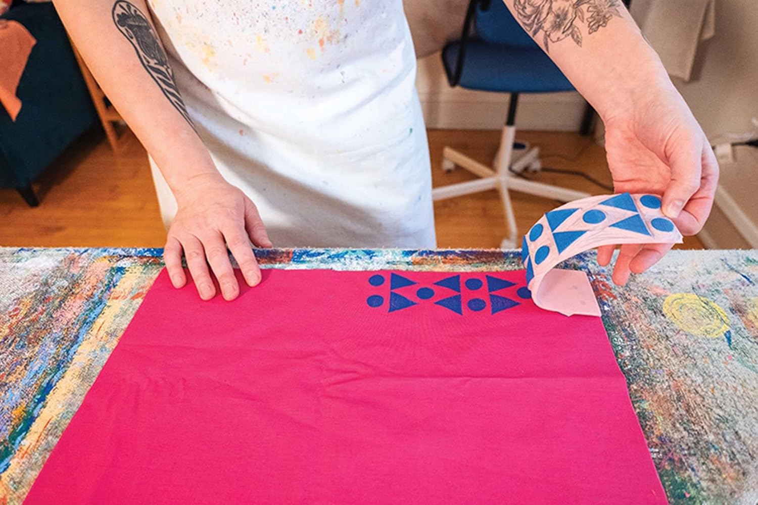 Art of Fabric Block Printing: An Illustrated Guide with 12 Playfully Modern Projects
